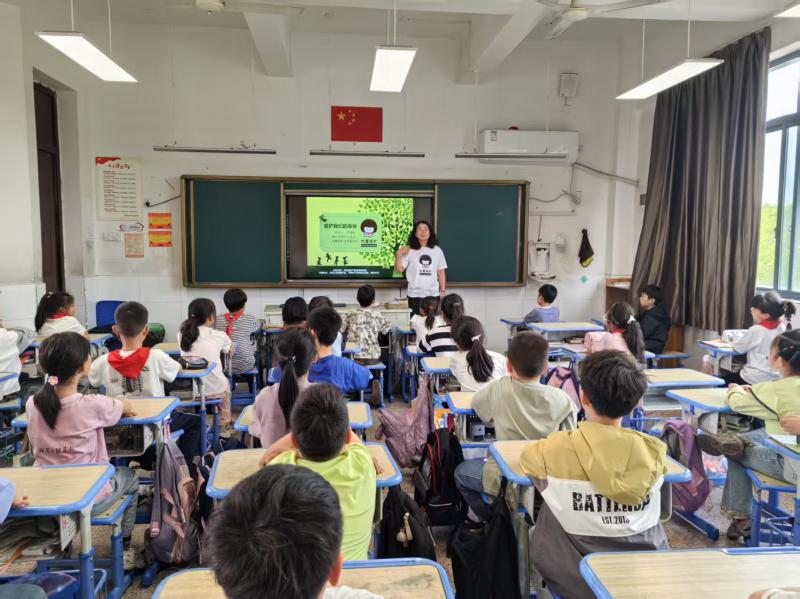 c84bf5d6ec6ab19a553e1d30c638dee.jpg